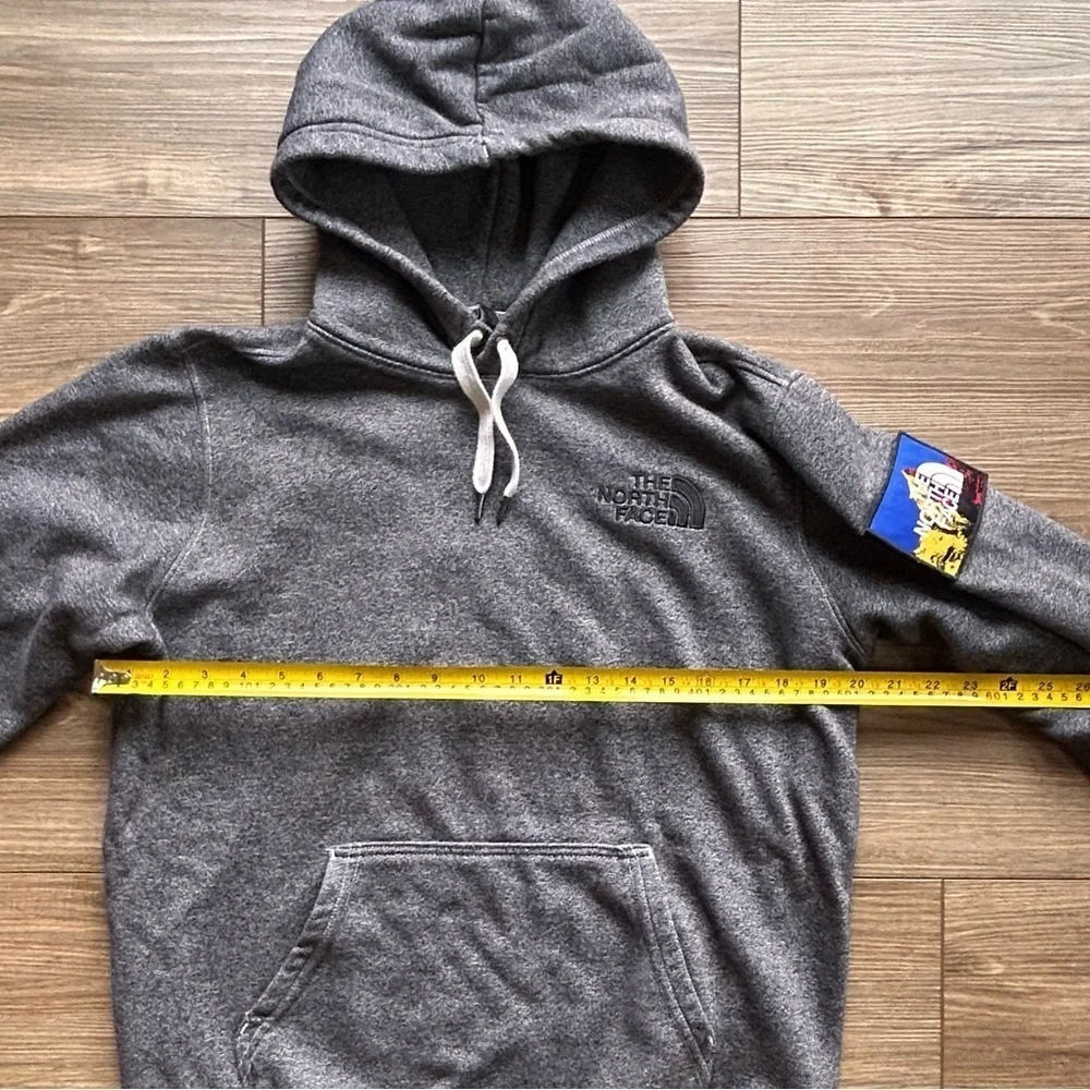 NorthFace | Removable Patch Logo Hoodie in Charcoal Heather (Small)